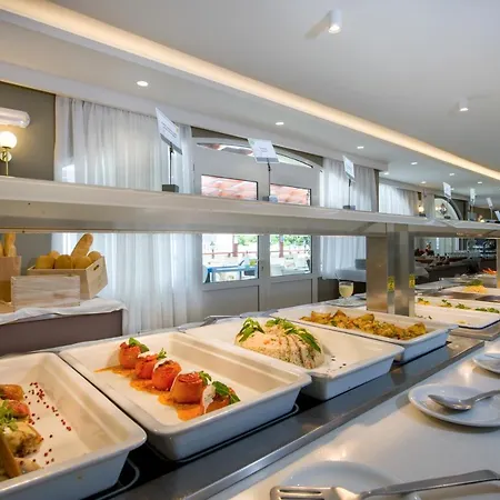 Kalyves Beach Hotel カリヴェス